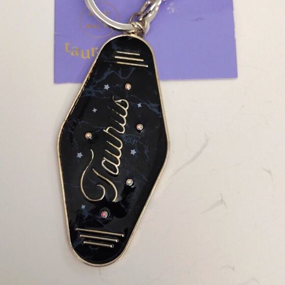 Retro Hotel Key Mystical Gem Zodiac Keychain - Taurus NWT - Picture 1 of 5